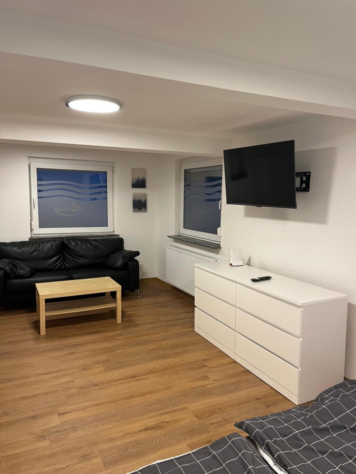 Home-For-You-Ferienwohnung Monteurwohnung Buchen  Εξωτερικό φωτογραφία